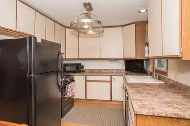 1020 N 7th St, Rapid City, SD 57701 - photo 5