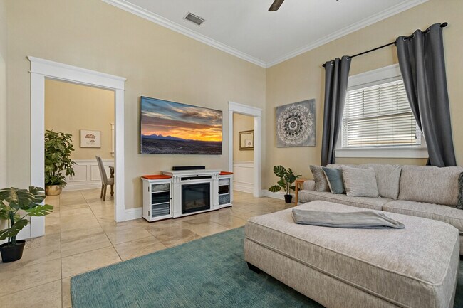 611 S Orleans Ave unit ID1272813P, Tampa, FL 33606 - photo 4