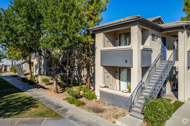 Sol District, Phoenix, AZ 85035 - photo 2