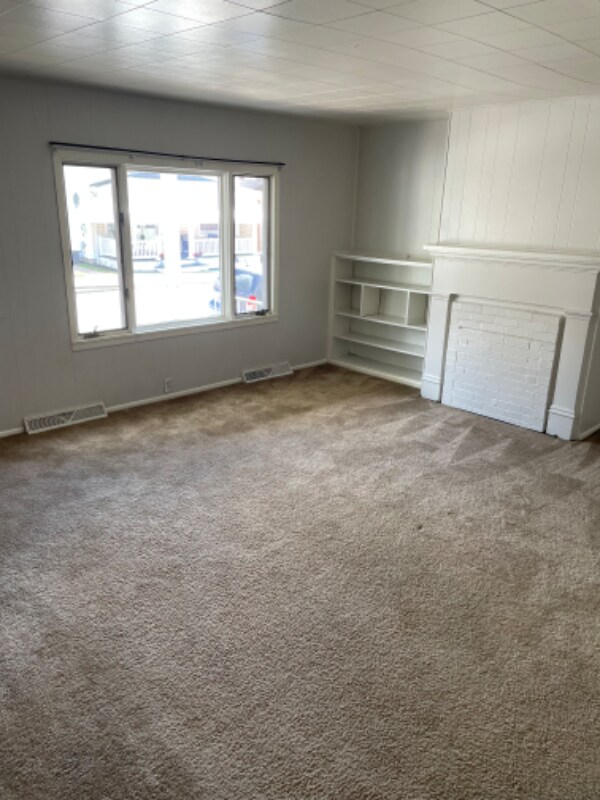 522 Chestnut St unit 1, Latrobe, PA 15650 - photo 4