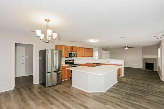 10044 Legacy Dr, Fort Worth, TX 76108 - photo 6