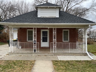 417 S Fairmount St, Sioux City, IA 51106