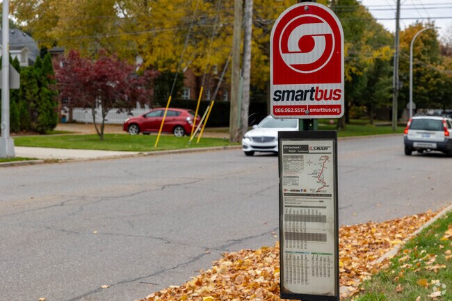 Grosse Pointe Farms residents can hop on a SmartBus to downtown Detroit.