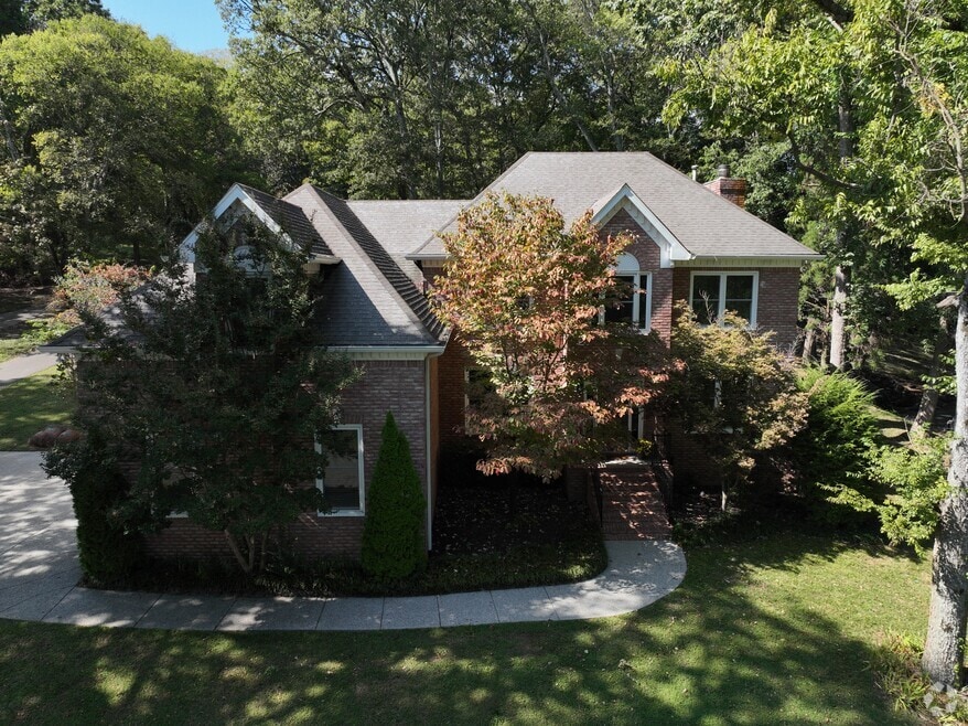 162 N Berwick Ln, Franklin, TN 37069 - photo 2