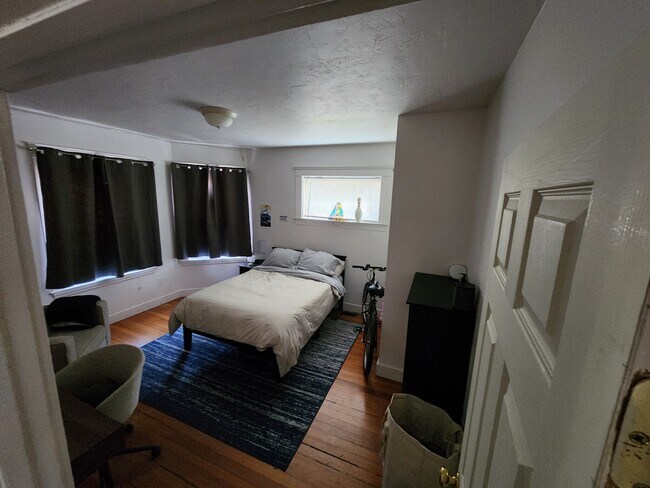 51 Gardner St unit 1, Allston, MA 02134 - photo 4