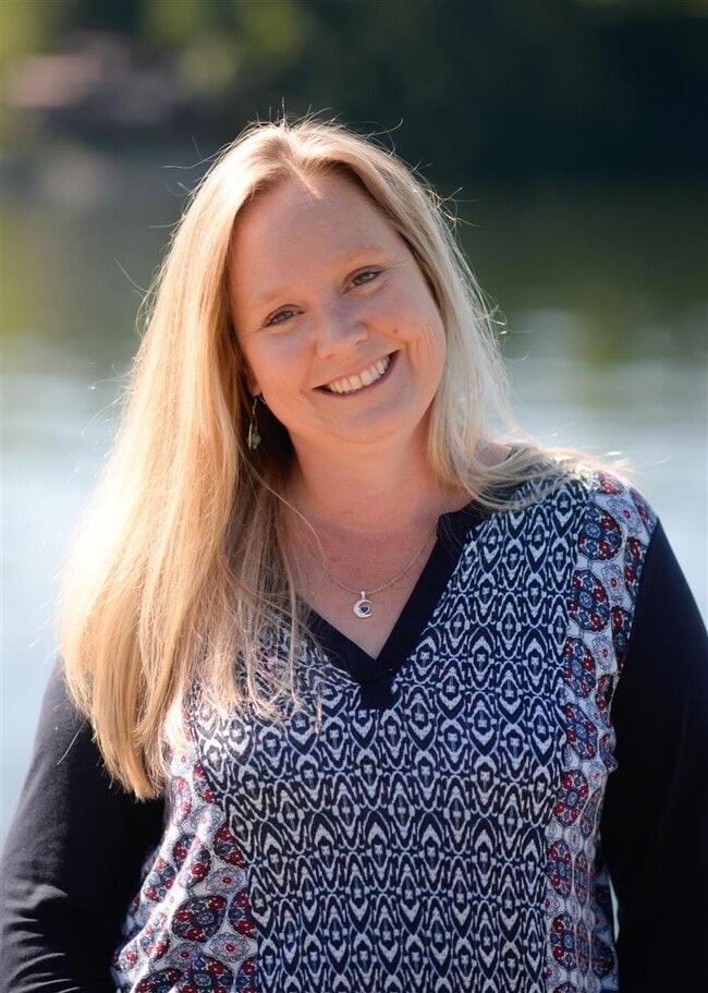 Jeanette Handy
