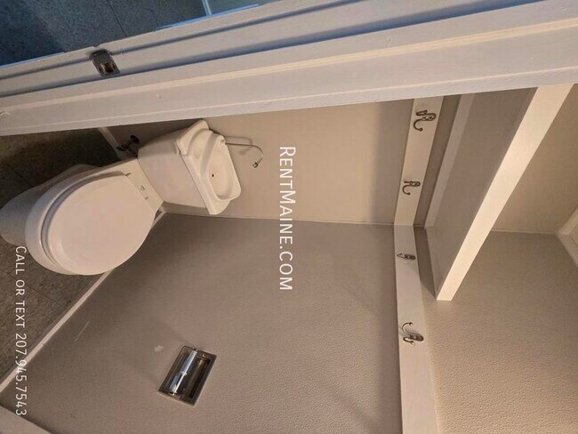 18 Main Rd unit 11, Holden, ME 04429 - photo 5