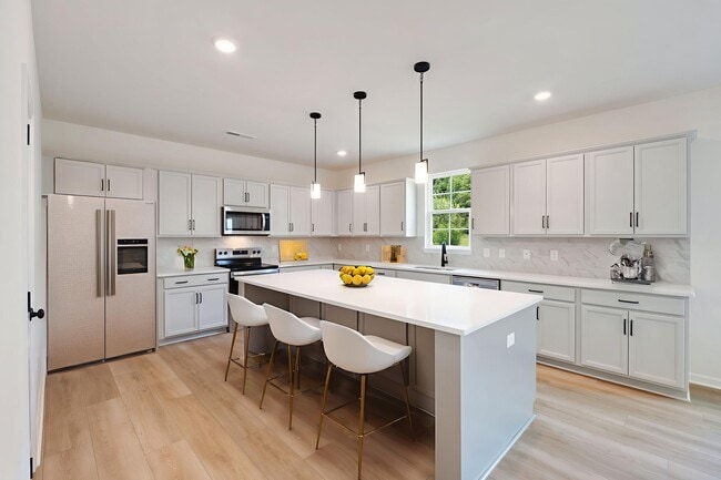 209 Oakmont Ct, King, NC 27021 - photo 4