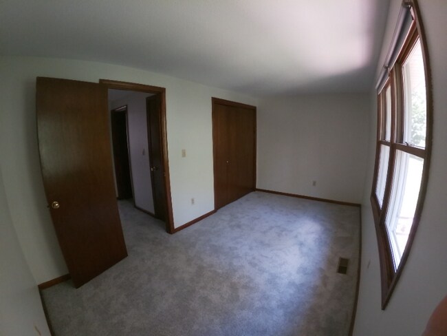 1 Meadow Gate Rd, Granby, CT 06035 - photo 6