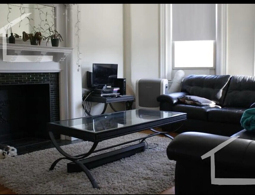 1736 Beacon St unit 6, Brookline, MA 02445 - photo 1
