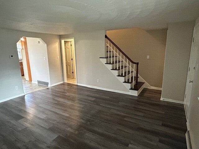 879 Camelia St NW, Hartville, OH 44632 - photo 5