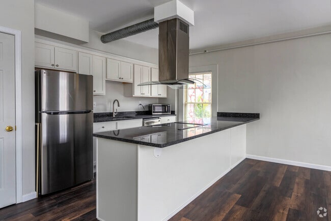 254-270 Worthington St, Springfield, MA 01103 - photo 5