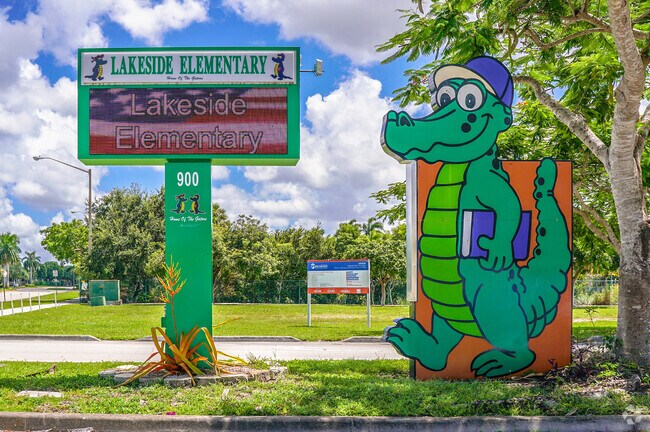 Lakeside Elementary School is the home of the gators, the school mascot.