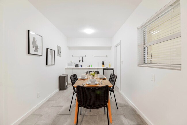 515 NE 82nd St unit FL1-ID1022222P, Miami, FL 33138 - photo 3