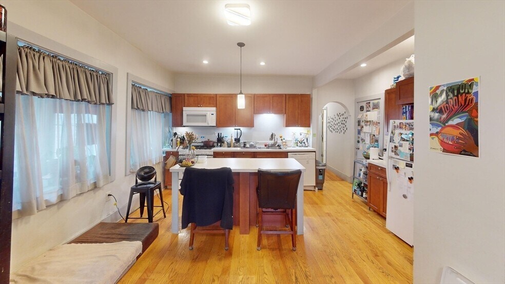 22 Boynton St unit 1, Jamaica Plain, MA 02130 - photo 1