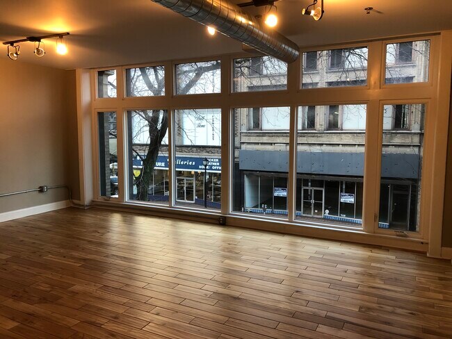 92 S Main St unit 304, Wilkes Barre, PA 18701 - photo 2