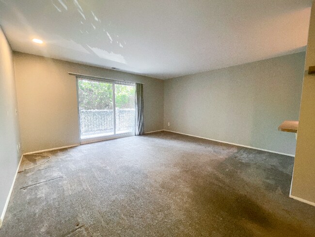 46 Township Line Rd unit 209, Elkins Park, PA 19027 - photo 2