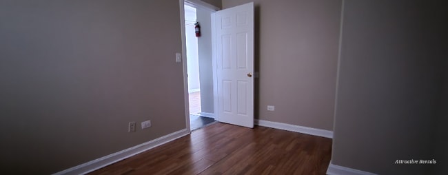 1024 W 64th St unit 1W, Chicago, IL 60621 - photo 4