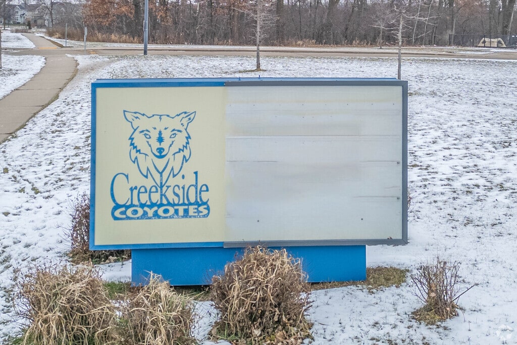 Creekside Elementary School is located in Sun Prairie.