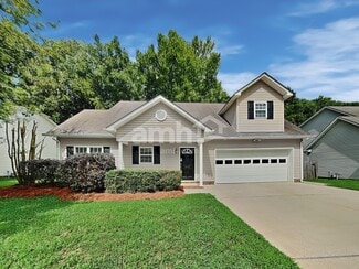 1629 Hawkcrest Ln, Winston-Salem, NC 27127