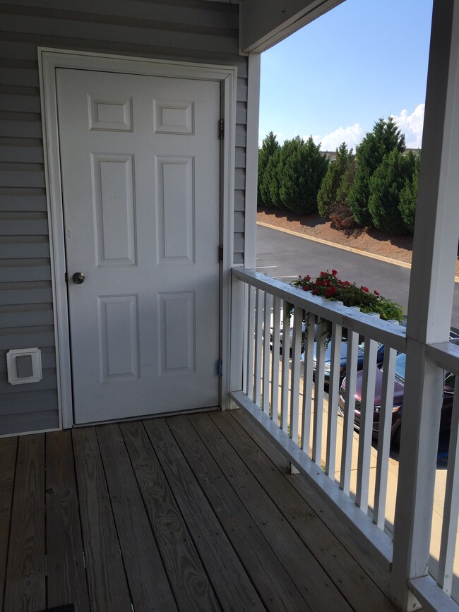 105 Pelham Square Way, Greer, SC 29650