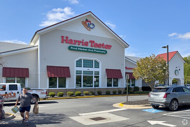 Purcellville locals can shop at Harris Teeter for groceries.