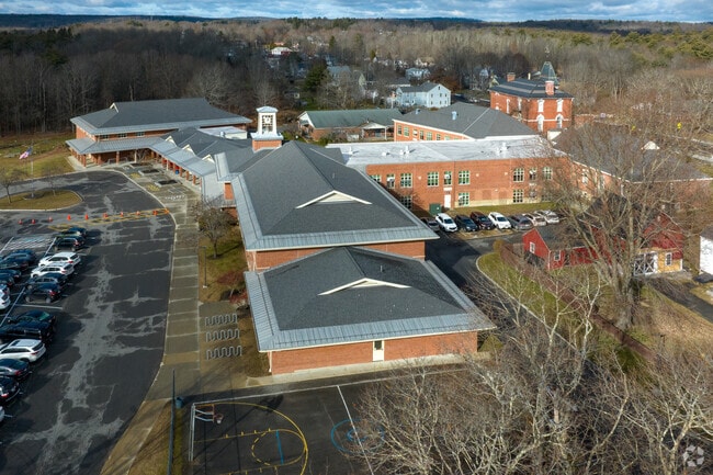 Hubbardston Center School (K-6) is located at 8 Elm Street, Hubbardston, MA.