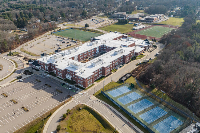 Franklin High School in Franklin received an overall score of A- on niche.