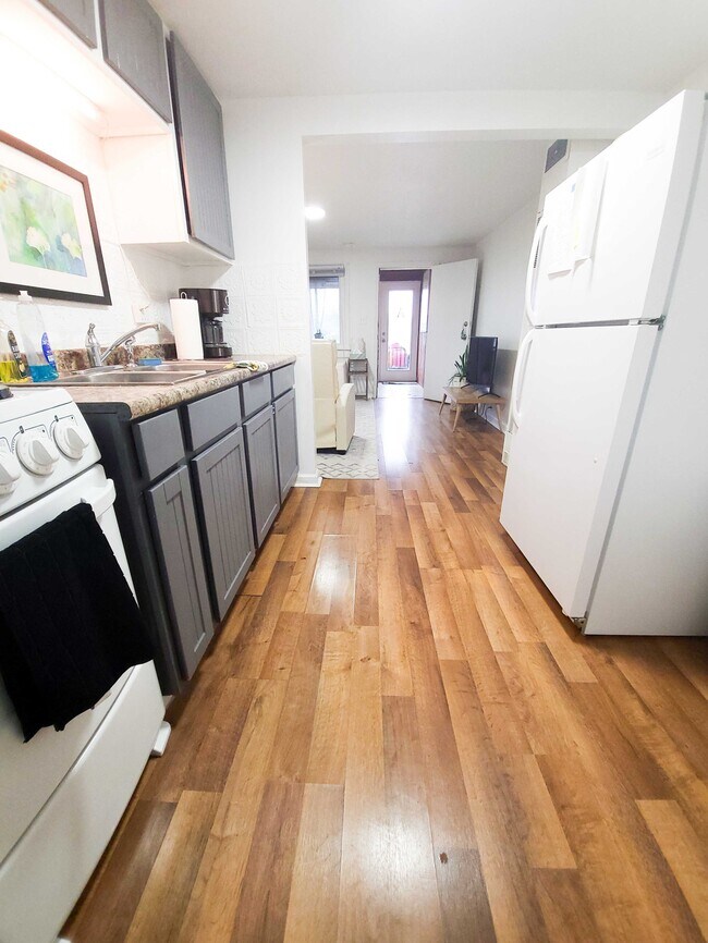 2359 Old Iroquois Trail unit A, Hastings, MI 49058 - photo 3