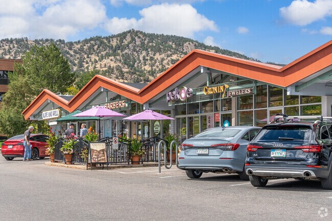 Ideal Broadway Shops offers a perfect mix of local boutiques and dining.