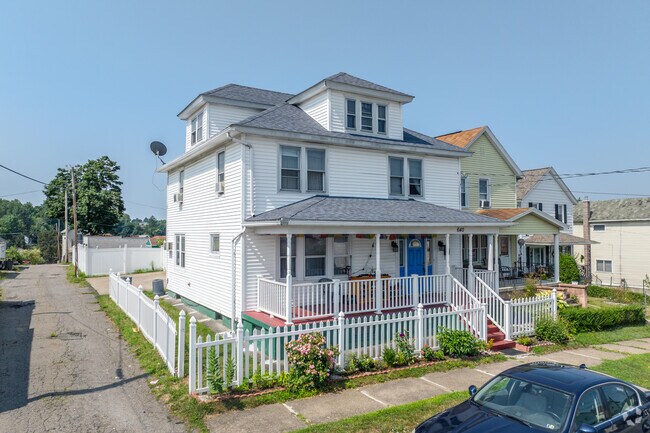 American Foursquare homes in South Side Scranton date from the 1920s.