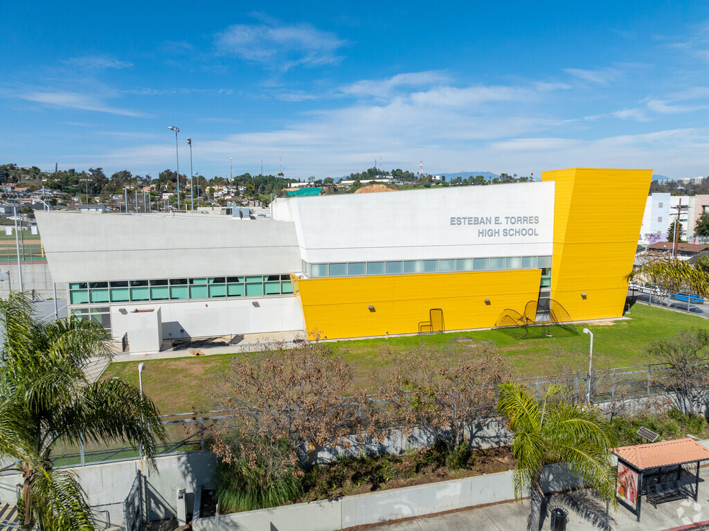 Engineering And Technology Academy At Esteban E. Torres High No. 3