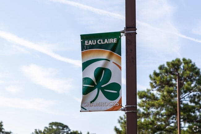 Eau Claire High School in Columbia school spirit.