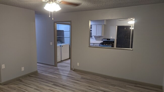 402 Hickory St, Noel, MO 64854 - photo 7