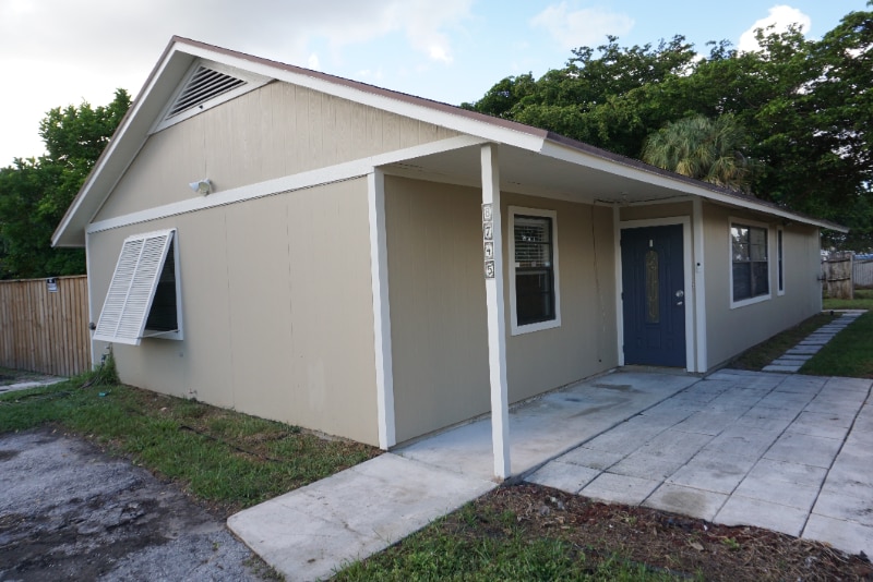 8745 Satalite Terrace, West Palm Beach, FL 33403 - photo 1