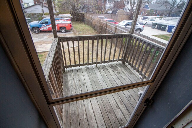 5056 Chippewa St unit 1W, Saint Louis, MO 63109 - photo 4