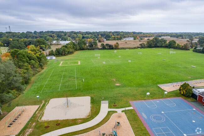 Calvin Leete School in Guilford invites students to a world of knowledge and discovery.