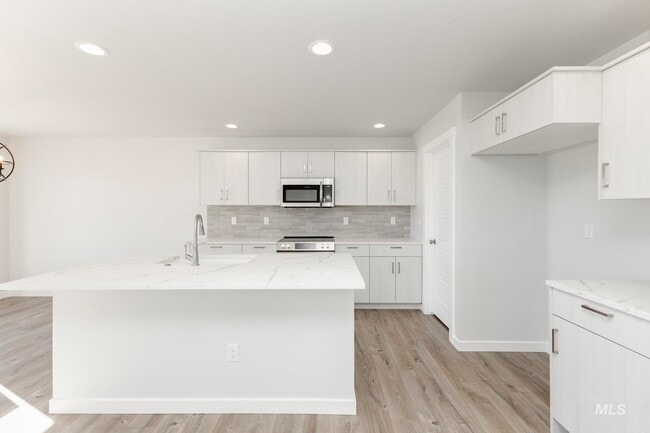 4231 N Delphi Ave, Meridian, ID 83646 - photo 5