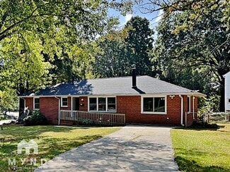 619 Forest Dr, Gastonia, NC 28054