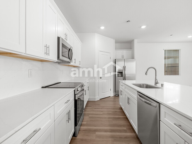 8444 Black Friday Ct, Las Vegas, NV 89113 - photo 3