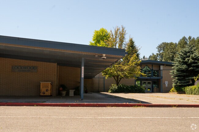 Lockwood Elementary School is in the Brier neighborhood of Washington and provides a strong educational foundation.