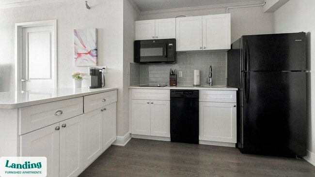 305 Dr M L K Jr St S unit 839, Saint Petersburg, FL 33705 - photo 6