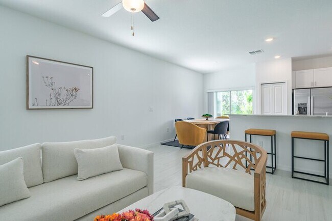 5036 Capri Hbr Dr, Wimauma, FL 33598 - photo 2