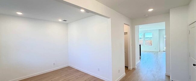 1011 Colgate Cir, Princeton, TX 75407 - photo 6