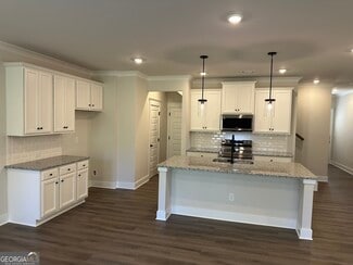 4115 Millstone Ln, Gainesville, GA 30504