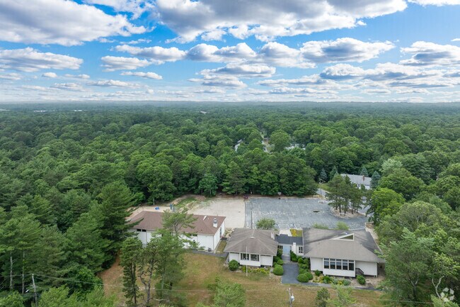 Bayberry Christian School students enjoy a 5-1 student-to-teacher ratio.