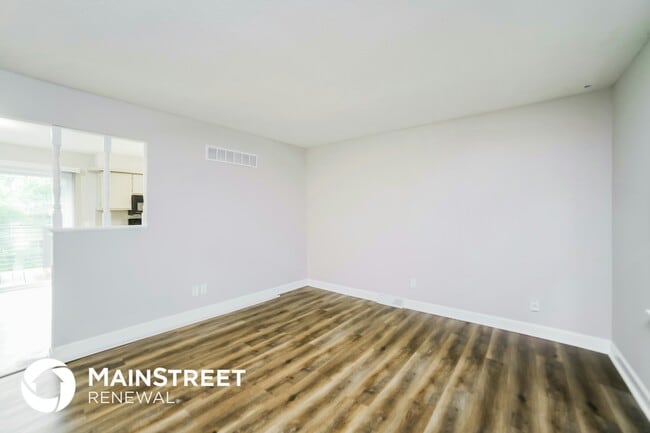 409 N E Sharon St, Lee's Summit, MO 64063 - photo 6