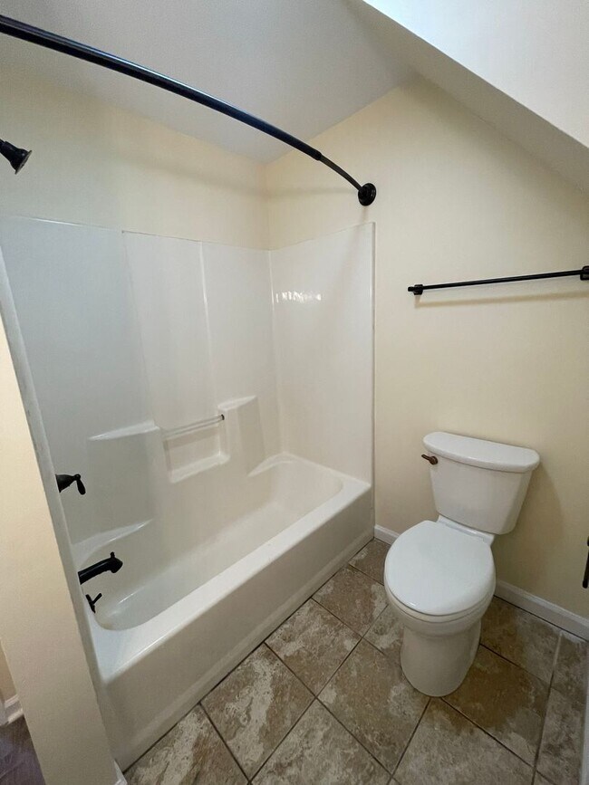 68 Chase St unit A, Burlington, VT 05401 - photo 2