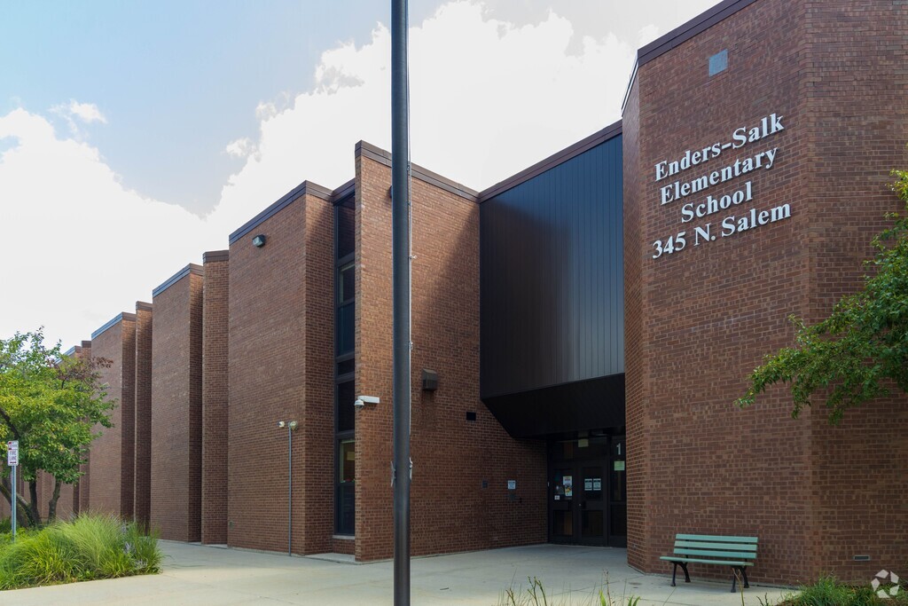 An entry shot for Endwea-Salk Elementary.
