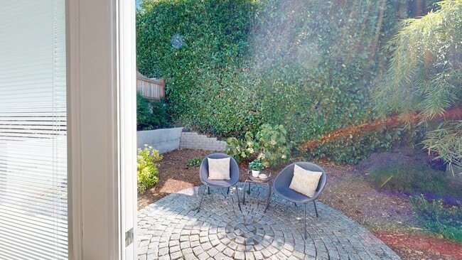 5129 2nd Ave NW, Seattle, WA 98107 - photo 2